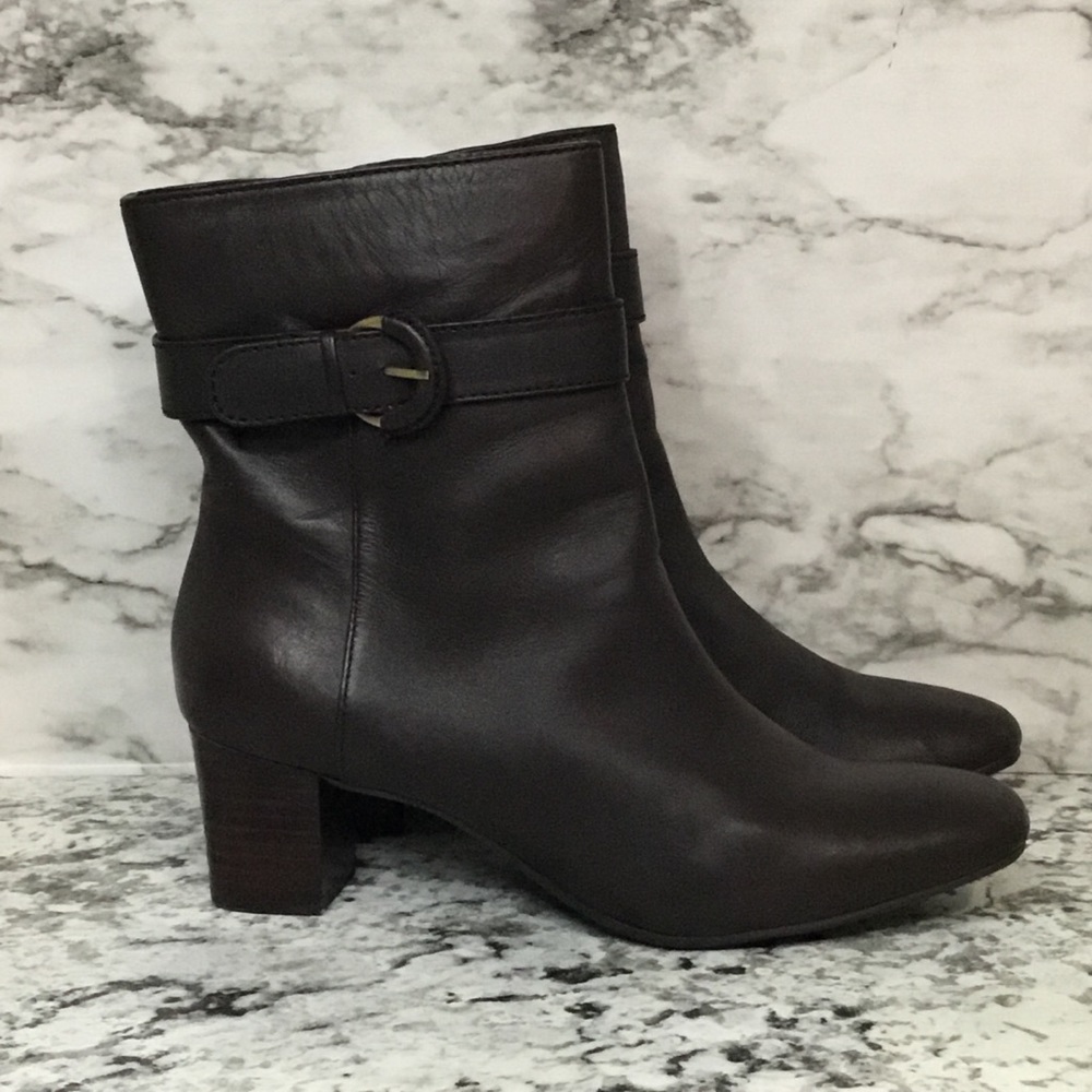 Bandolino Women's Brown Leather Booties